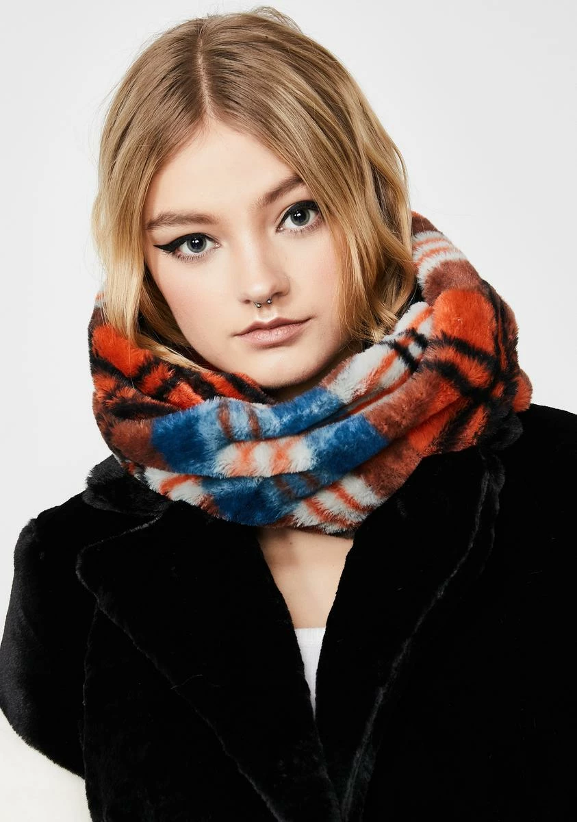 X_Fame Accessories Plaid Baesic Bish Infinity Scarf