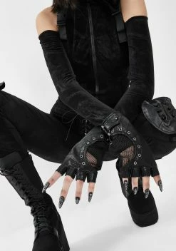 DEVIL FASHION Grommet Fingerless Gloves