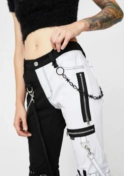 X_CIEL Pressure Inside Barbwire Chain