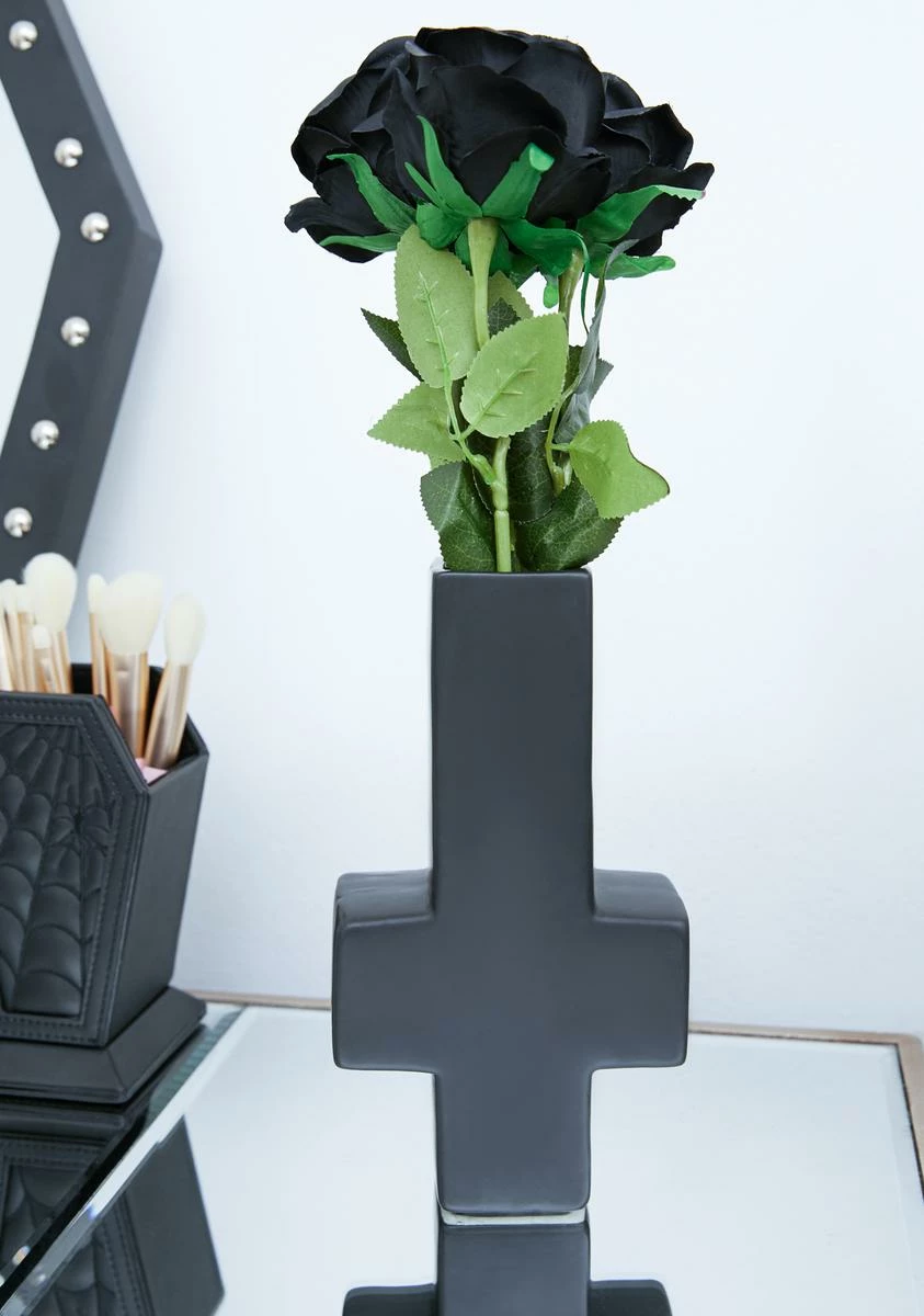 Dolls Home Falling Deep Ceramic Vase - Image 3