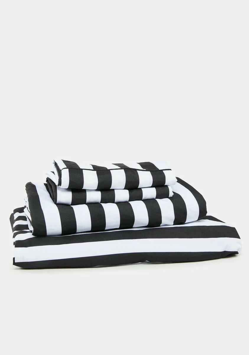 Dolls Home Paranormal Slumber Sheet Set - Image 2