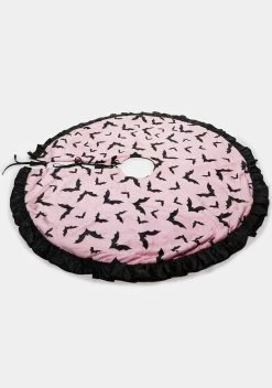 Dolls Home Sweet Bat Behavior Tree Skirt