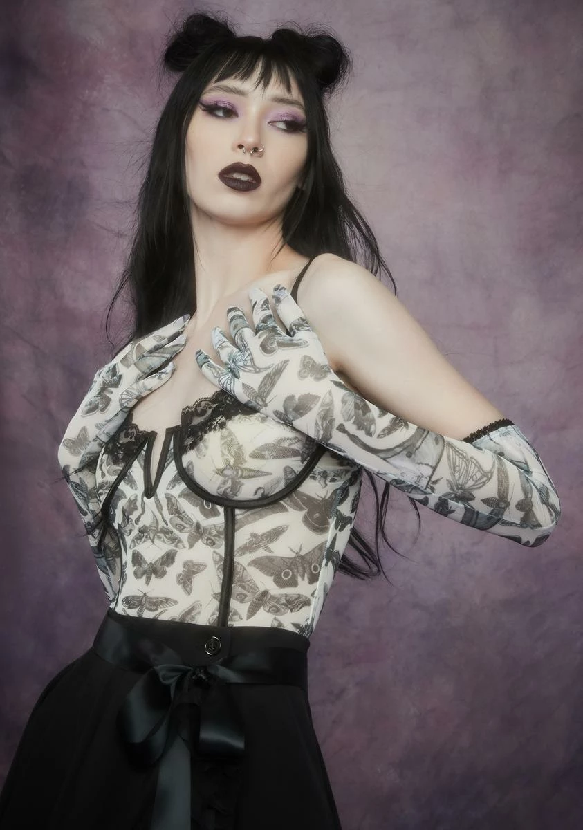 Widow Spirit World Moth Print Mesh Gloves