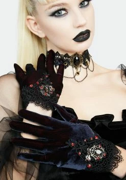 DEVIL FASHION Velvet Embroidered Gloves