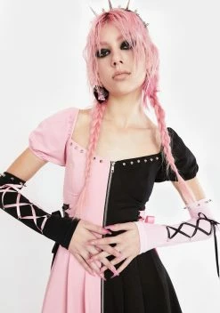 X_CIEL Tempted By Fate Mismatched Arm Warmers