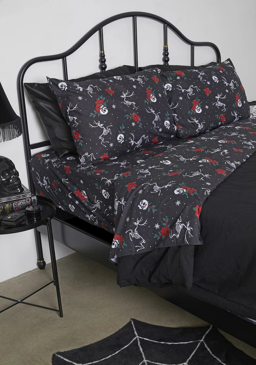 Dolls Home Skeletal Sleigh Sheet Set