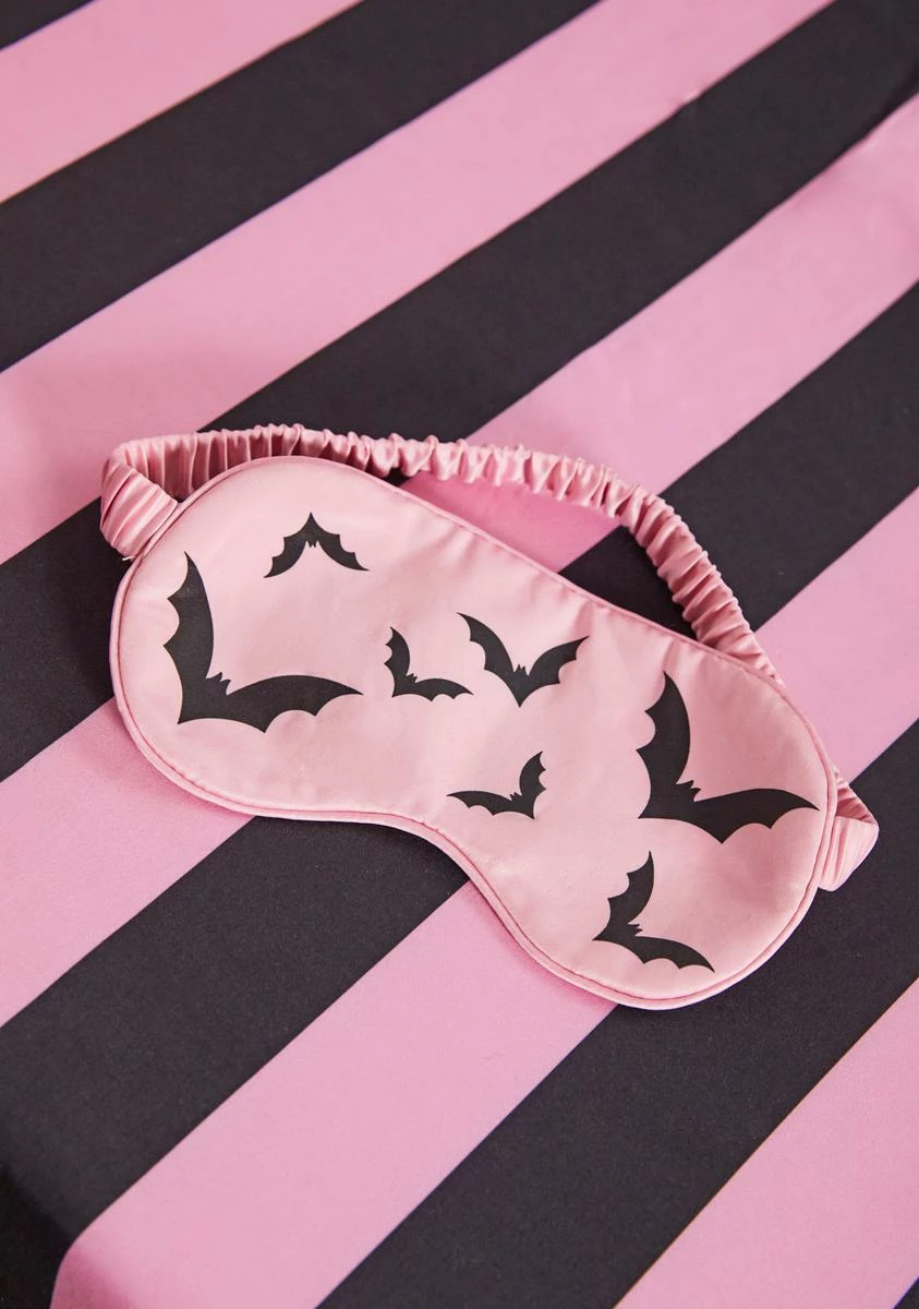 Dolls Home Sweet Bat Behavior Eye Mask And Pillowcase Set - Image 5