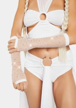 X_PTLHZ The Arrival Fishnet Gloves