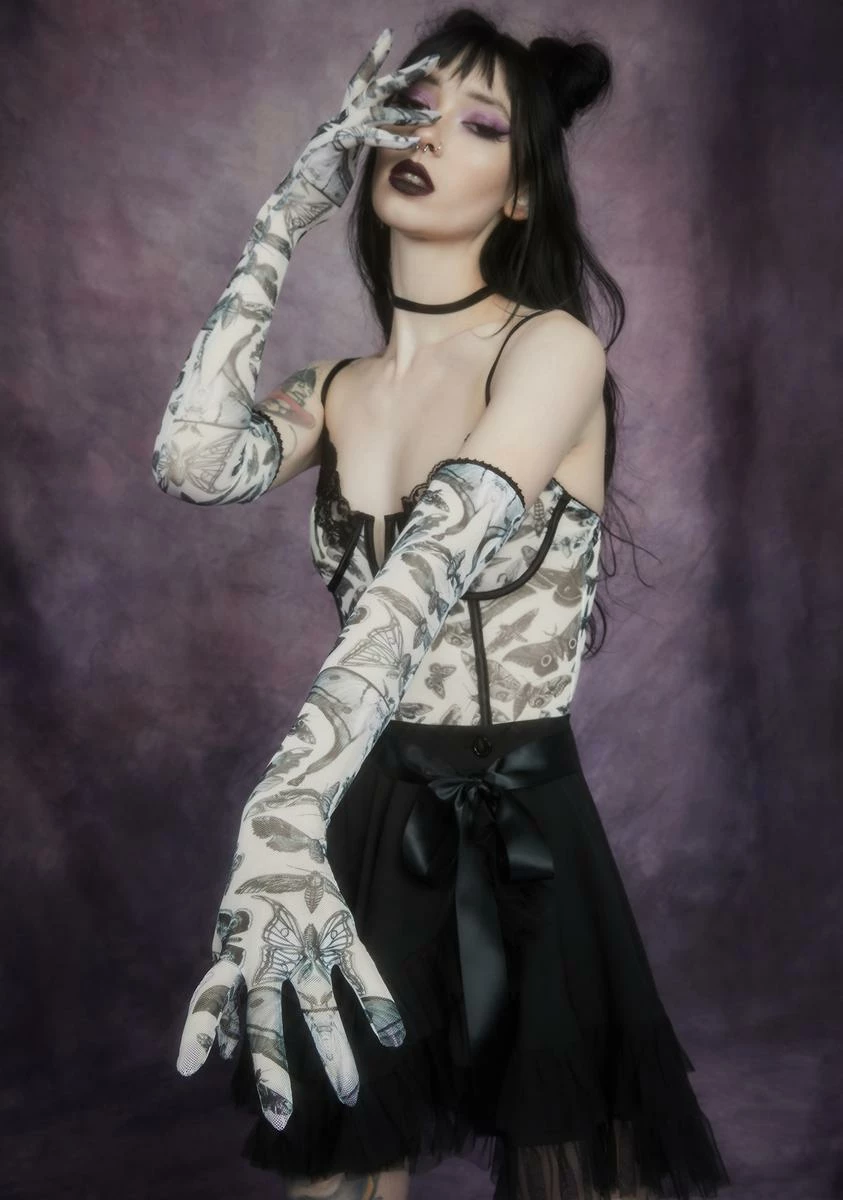 Widow Spirit World Moth Print Mesh Gloves - Image 2
