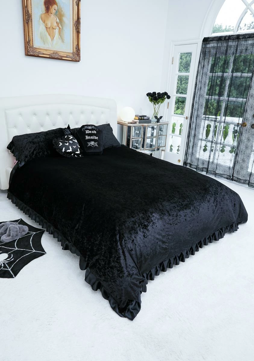 Dolls Home Sinister Snooze Velvet Duvet Cover
