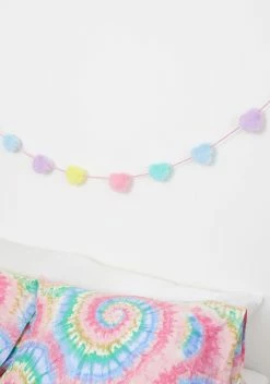 Dolls Home Pastel Love Fuzzy Heart Garland