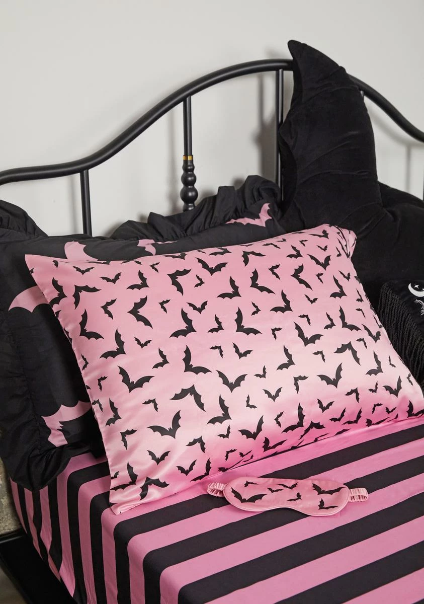 Dolls Home Sweet Bat Behavior Eye Mask And Pillowcase Set - Image 3