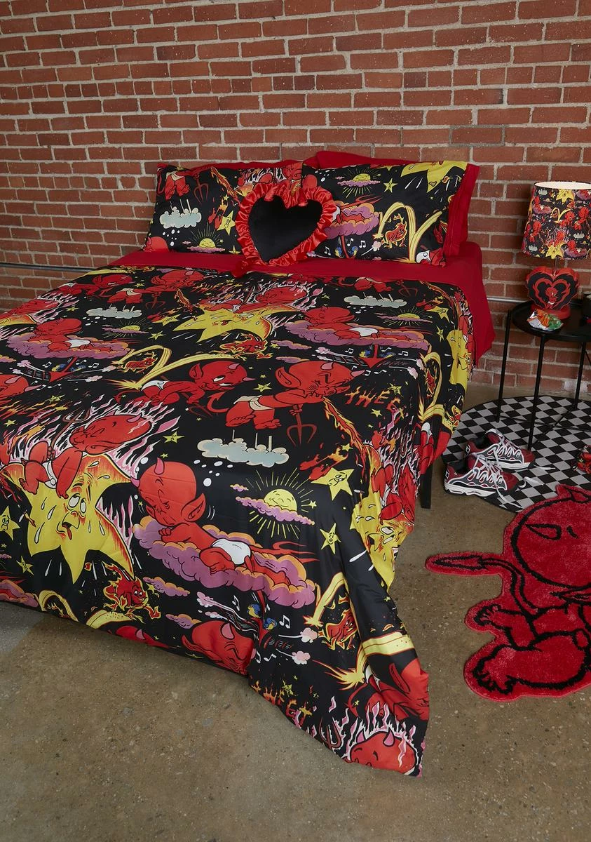 Dolls Kill X Hot Stuff Casper Sell Your Soul Duvet Set
